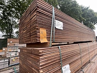 Ca. 45x massaranduba damwand-/paardenbox profiel, 28x200mm, lengte 400cm - afbeelding 4 van  4