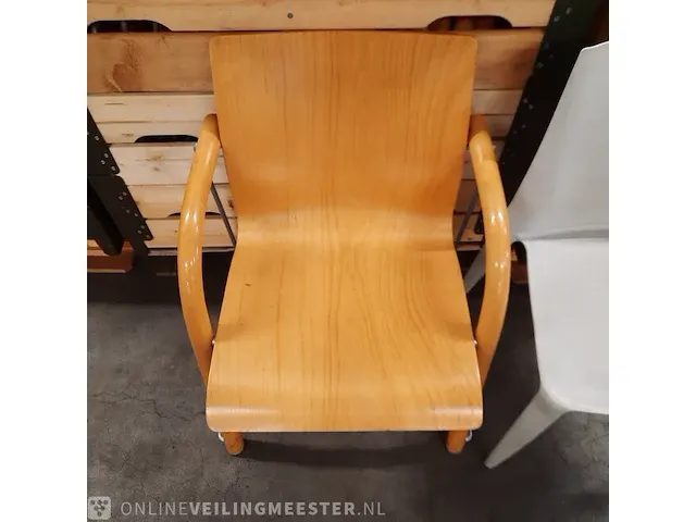Ca. 46x stoel en en 9x tafel - afbeelding 13 van  14