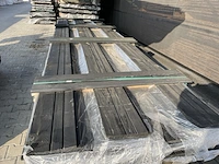 Ca. 46x zweeds rabat zwart gecoat, 16x195mm, lengte 400cm