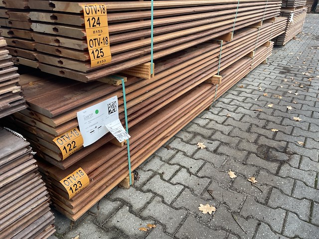 Ca. 47x massaranduba damwand-/paardenbox profiel, 28x140mm, lengte 500cm - afbeelding 4 van  4