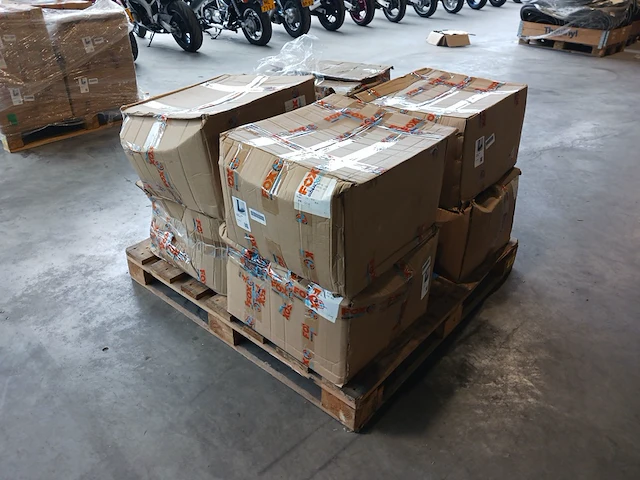 Ca. 480x achterspatbord - afbeelding 9 van  9