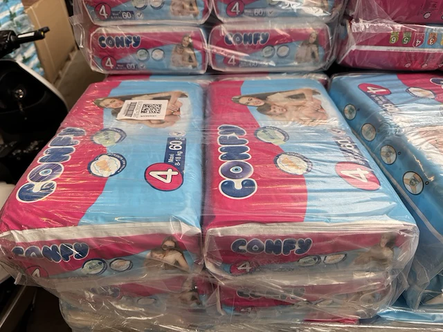 Ca. 480x luier maat 4 maxi 8-18 kg (8 pakken van 60 stuks) confy - afbeelding 1 van  2