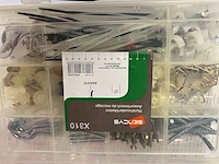 Ca. 48x assortiment box huishoudelijke bevestigingsartikelen - afbeelding 2 van  3
