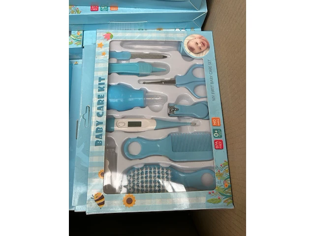 Ca. 48x baby care kit - afbeelding 2 van  3