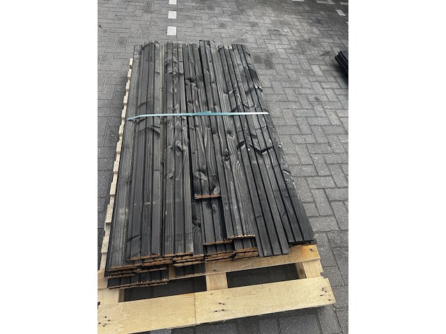 Ca. 48x douglas triple profiel | dubbelzijdig | zwart , 2,7 x 14 x 180 cm - afbeelding 1 van  2