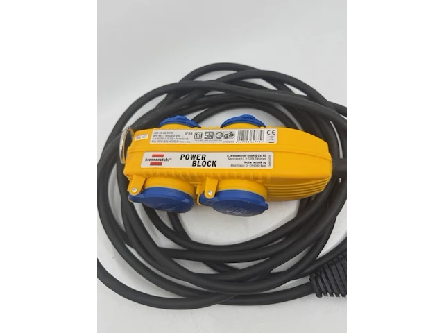 Ca. 48x stekkerblok 4-voudig brennenstuhl, powerblock, geel - afbeelding 2 van  4