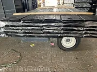 Ca. 50 douglas zweeds rabat zwart gecoat , 23x180mm, lengte 400cm - afbeelding 3 van  4
