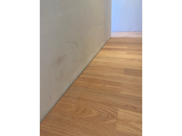 Ca. 50 m2 parket - madera tarara - afbeelding 2 van  6
