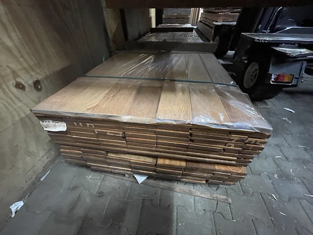 Ca. 50x angelim pedra planken geschaafd, 21x145mm, lengte 1/280cm, 1/340cm, 1/430cm, 47/465cm - afbeelding 1 van  3