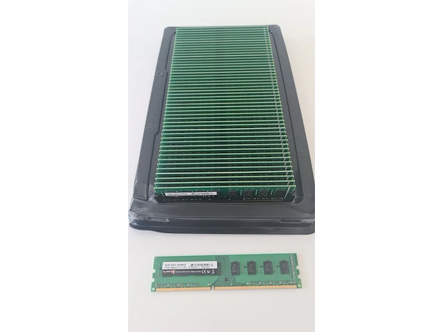 Ca. 50x dimm ddr3 4 gb 1600 mhz turbox - afbeelding 1 van  4