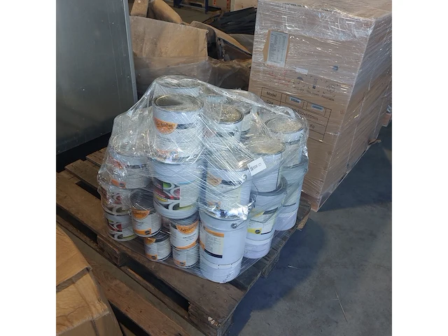 Ca. 50x diverse 2k coatings, primer en grondverf - afbeelding 2 van  3