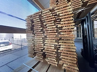 Ca. 50x douglas schaaldelen, 22x225mm, lengte 400cm - afbeelding 3 van  3