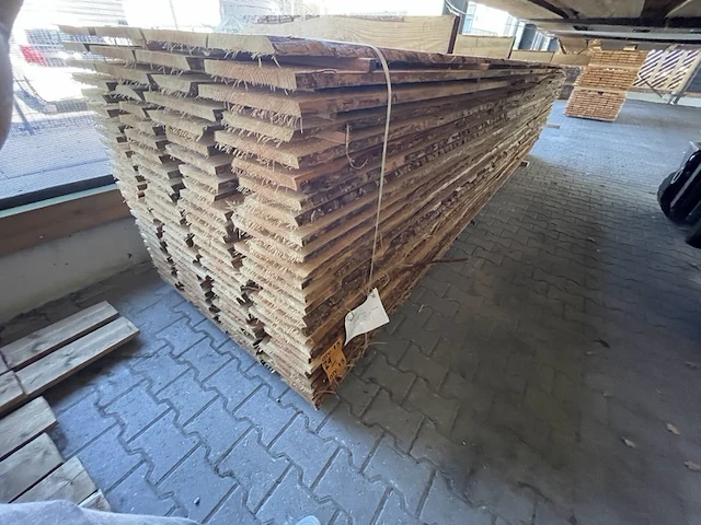 Ca. 50x douglas schaaldelen, 22x225mm, lengte 500cm - afbeelding 2 van  3