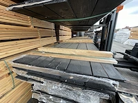 Ca. 50x douglas veer en groef zwart gecoat, 18x190mm, lengte 400cm - afbeelding 1 van  3