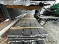 Ca. 50x douglas wisselsponning/ halfhoutsrabat zwart gecoat, 18x190mm, lengte 500cm - afbeelding 1 van  3