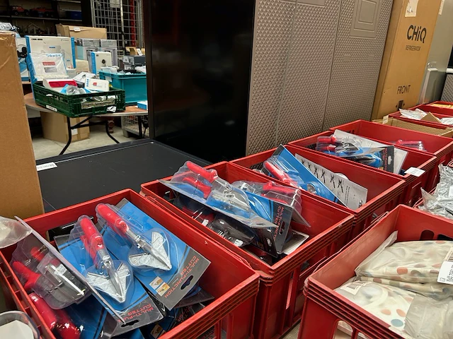 Ca. 50x handgereedschap met transportkratten - afbeelding 2 van  6