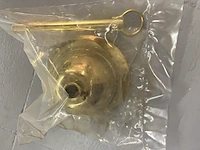 Ca. 50x messing kleur ophangkap t.b.v. electro - afbeelding 2 van  2