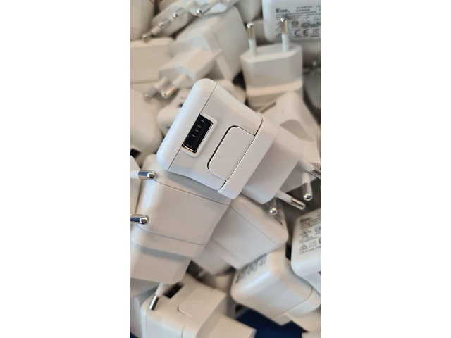Ca. 50x partij voeding adapter usb 5v 1a ktec, wit - afbeelding 3 van  4