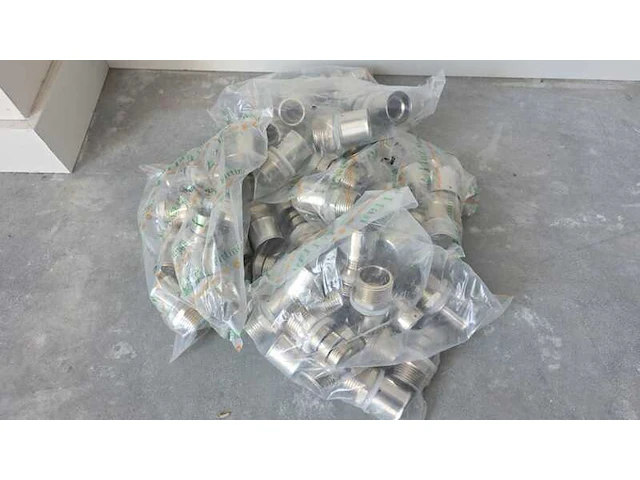 Ca. 50x pex koppeling 32mm x1 duim male , ifan, 2023 - afbeelding 6 van  7
