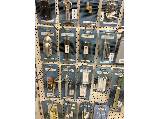 Ca. 50x qlinq diverse hang en sluitwerk tools - afbeelding 5 van  5