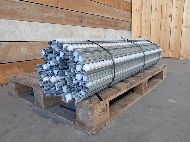 Ca. 50x rollerbaan flowracks - afbeelding 1 van  5