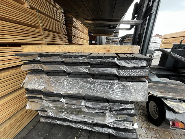 Ca. 50x zweeds rabat zwart gecoat, 16x195mm, lengte 400cm - afbeelding 3 van  3