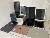Ca. 51x ipad, apple - afbeelding 1 van  7