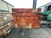 Ca. 52x douglas balken fijnbezaagd, 120x120mm, lengte 400cm - afbeelding 3 van  3