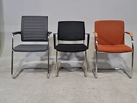 Ca. 53x diverse stoelen, o.a interstuhl