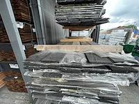 Ca. 54x douglas veer en groef zwart gecoat, 18x190mm, lengte 500cm - afbeelding 1 van  3