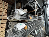 Ca. 54x douglas veer en groef zwart gecoat, 18x190mm, lengte 500cm - afbeelding 2 van  3