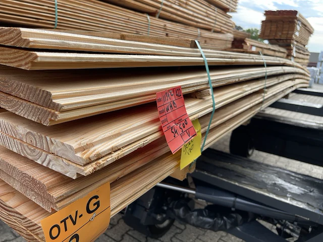 Ca. 54x douglas wisselsponning/halfhoutsrabat, 18x190mm, lengte 500cm - afbeelding 2 van  3