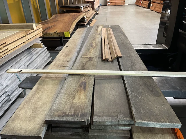 Ca. 54x eiken planken, 18x140mm, lengte 180cm - afbeelding 1 van  3