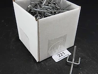 Ca. 55 haken voor winkeldisplay l8cm - afbeelding 1 van  3