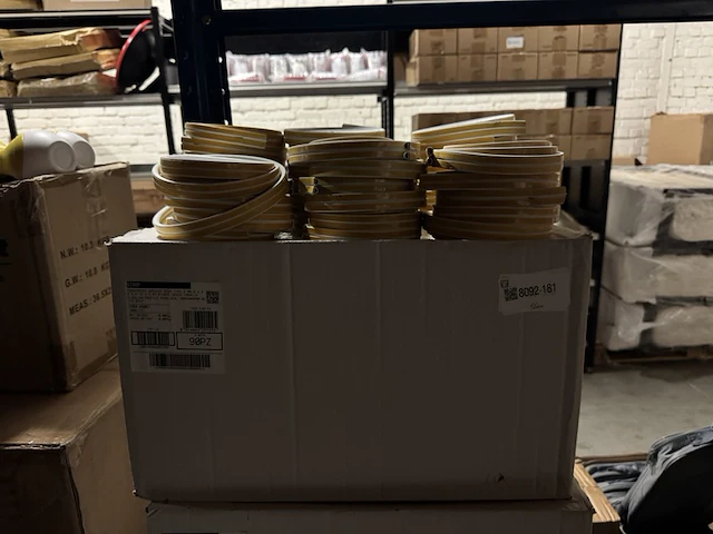 Ca. 550x tochtstrip d-profiel 6 meter - afbeelding 1 van  4