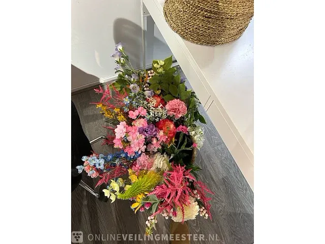 Ca. 550x zijden bloemen , bouwjaar 2023 - afbeelding 7 van  9