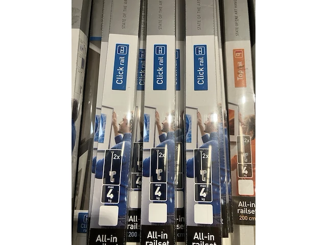 Ca. 55x clickrail schilderij ophangsysteem compleet - afbeelding 1 van  4