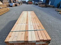 Ca. 55x douglas balken geschaafd, 90x90mm, lengte 300cm - afbeelding 1 van  4