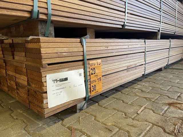 Ca. 55x guyana teak vlonderplanken, 21x145mm, lengte 365cm - afbeelding 4 van  4