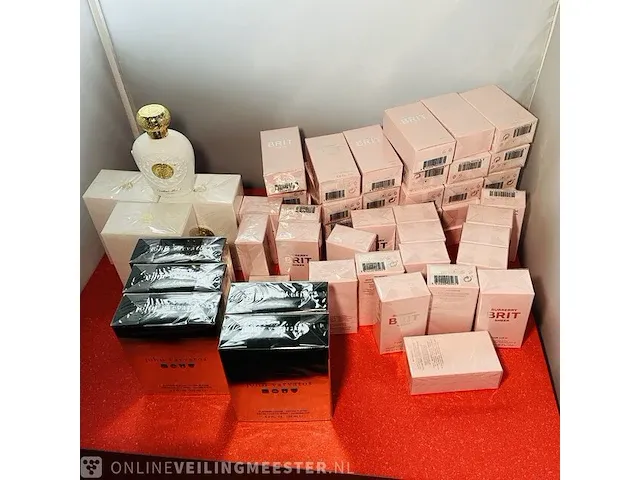 Ca. 55x luxe parfum - burberry john varvatos xxxl grote partij - afbeelding 1 van  3