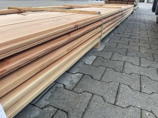 Ca. 56x douglas zweeds rabat, 9x182mm, lengte 500cm - afbeelding 2 van  3