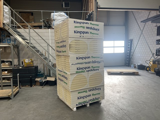 Ca. 57,6 m2 kingspan pir isolatie kingspan - afbeelding 2 van  5