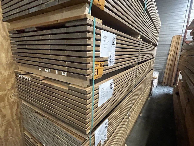Ca. 57x guyana ipé planken geschaafd, 21x145mm, lengte 365cm - afbeelding 4 van  4