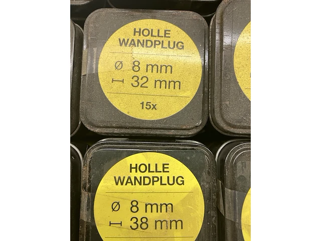 Ca. 580x blik verpakkingen holle wand pluggen 8mm - afbeelding 3 van  3