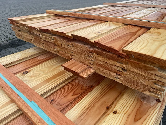 Ca. 58x douglas halfhoutsrabat, 18x140mm, lengte 400cm - afbeelding 3 van  3