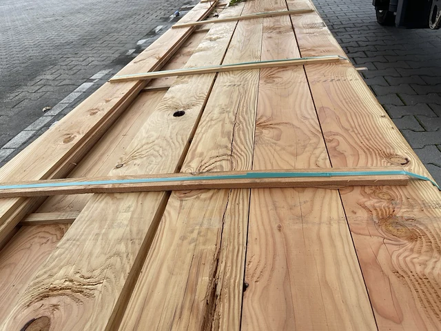 Ca. 58x douglas zweeds rabat, 26x195mm, lengte 400cm - afbeelding 1 van  3