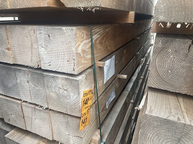 Ca. 5x douglas balken fijnbezaagd, 200x200mm, lengte 400cm - afbeelding 4 van  4