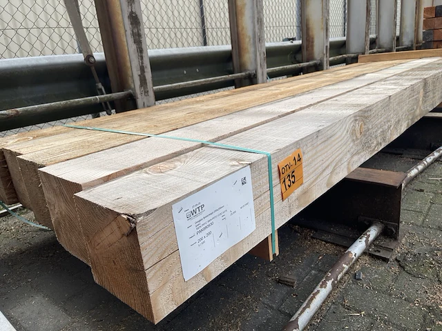 Ca. 5x douglas balken fijnbezaagd, 200x200mm, lengte 500cm - afbeelding 4 van  4