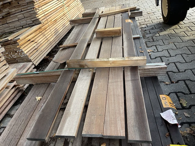 Ca. 5x guyana ipé planken geschaafd, 21x95mm, lengte 245cm - afbeelding 1 van  3