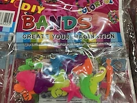 Ca. 600x loomband/ armband bedeltjes - afbeelding 2 van  4